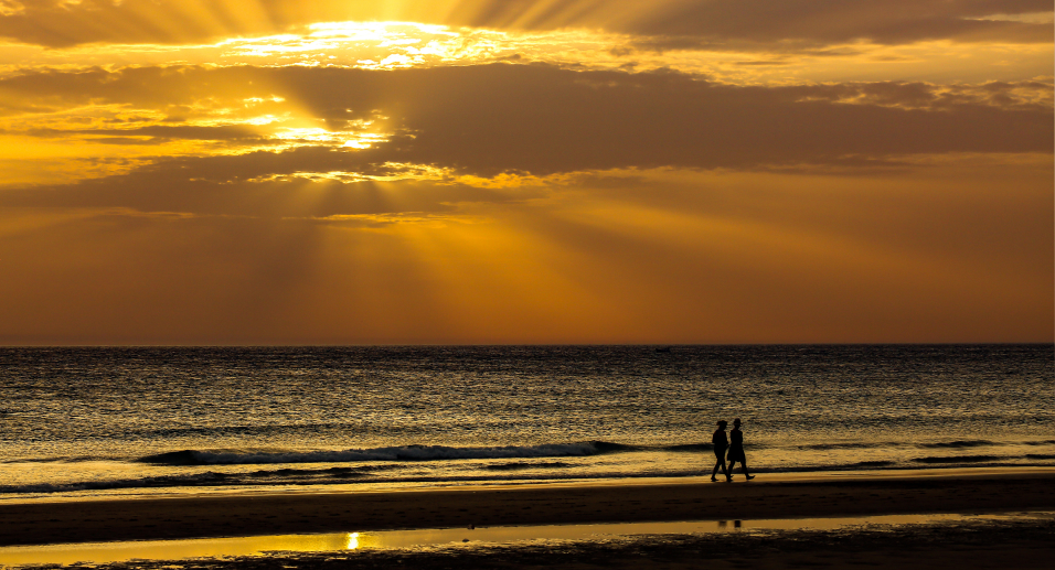 Foto de atardecer en la playa